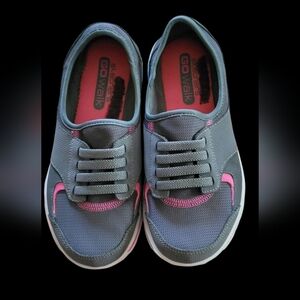Skechers Women's Gray and Pink Athletic Shoes #3
